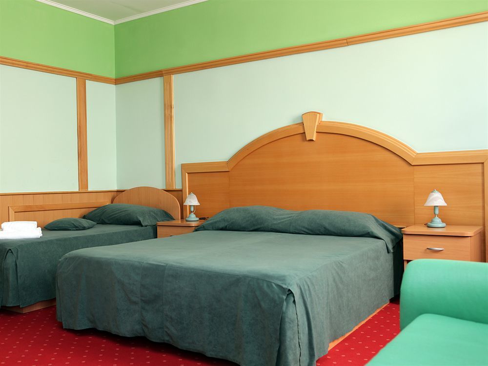 Hotel Galija Пула Екстер'єр фото