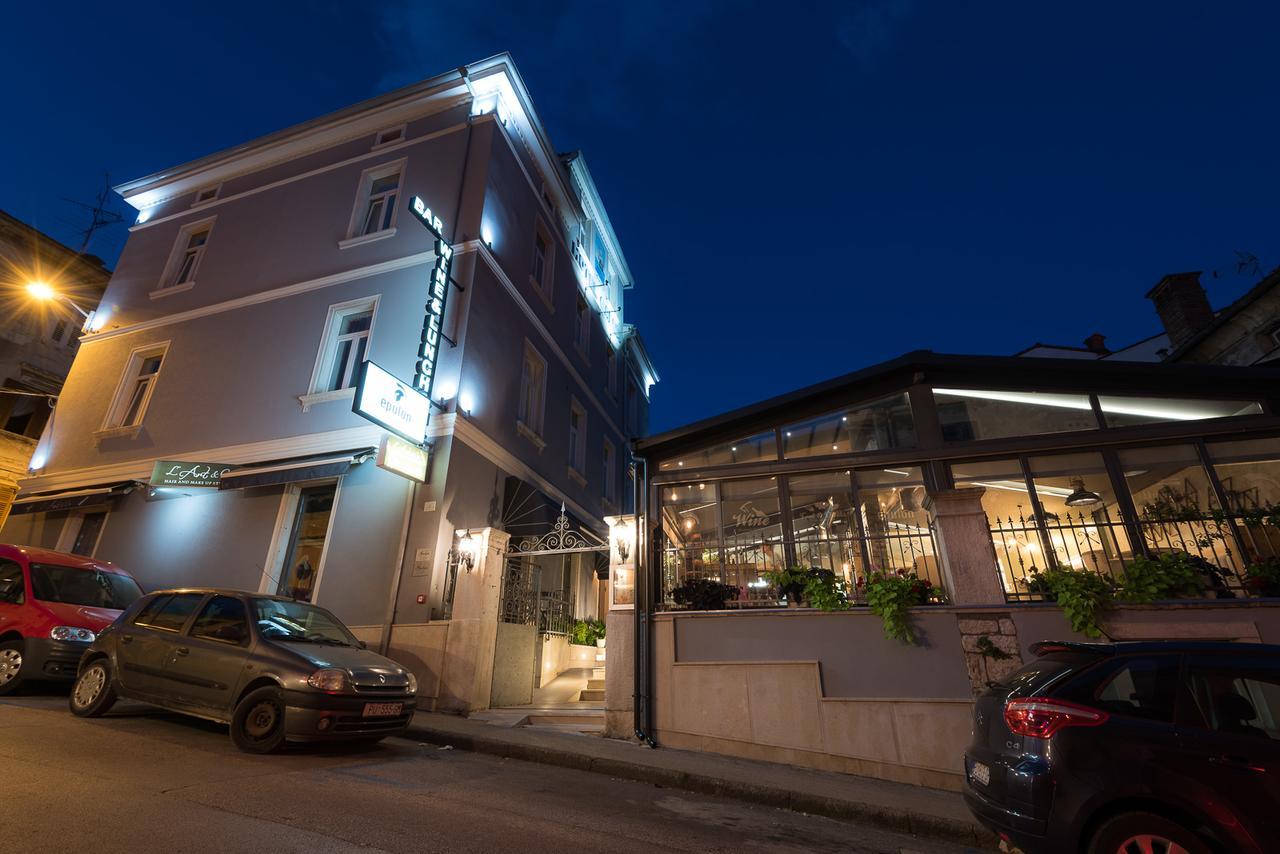 Hotel Galija Пула Екстер'єр фото
